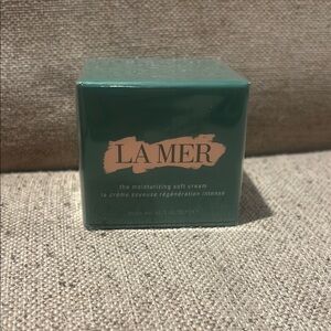 La Mer Moisturizing Soft Cream